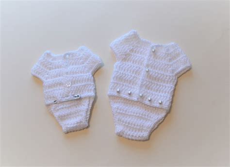 Mariannas Lazy Daisy Days Crochet Baby Onesie