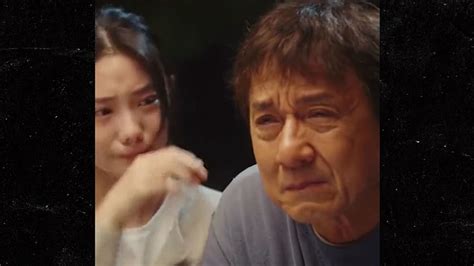 Jackie Chan Critiqué Pour Avoir Prétendument Abandonné Sa Fille