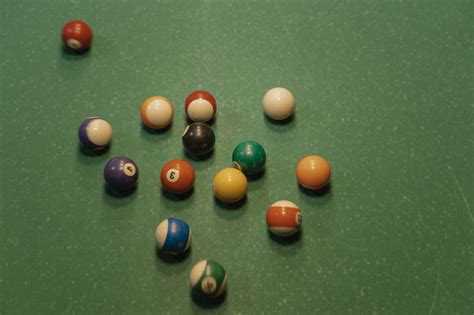 How To Rack Pool Balls Follow This Guide Pool Cue Champ
