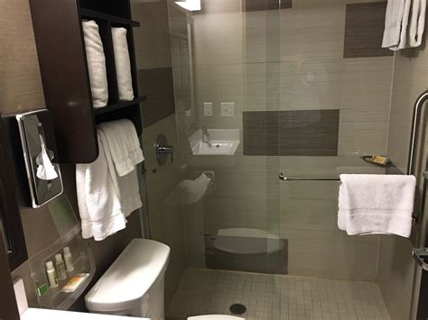 Review The Holiday Inn On Washington Street The Greer Journal