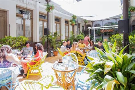 Encuentra tu casa en alquiler entre más de 313 anuncios en madrid desde 100 euros al mes. Casa Corona. La terraza secreta del verano en Chueca.