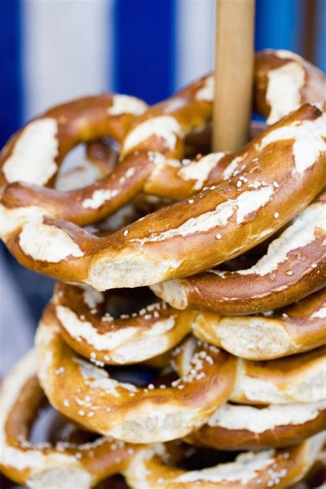 How To Make Real German Soft Pretzels At Home Recipe Food Soft