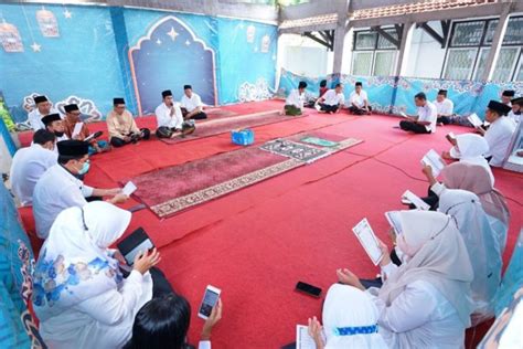 Pemkab Banyuwangi Khataman Al Quran 3000 Kali Di 17 Ramadan