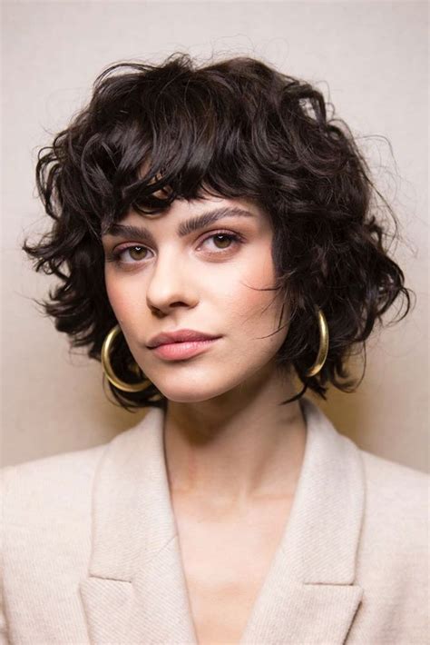 Pageboy Haircut For Bold And Babe Look Hottest Haircuts
