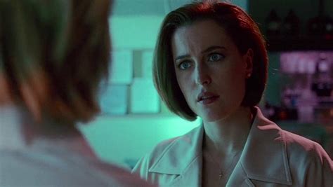 deefallon dana scully focused in a lab with beautiful lighting reblog if you agree tumblr pics