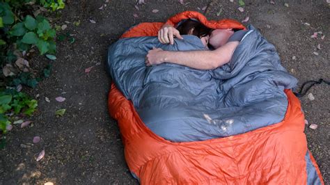 sierra designs backcountry bed duo review the coziest two person sleeping bag yet gizmodo
