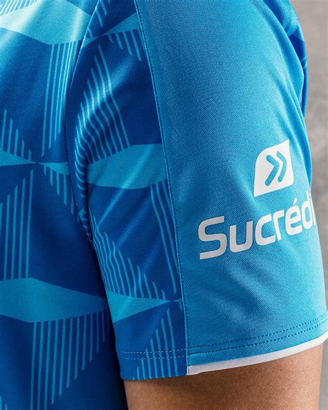 Tucuman based themselves in guayaquil at sea level on ecuador's pacific coast and intended to fly to quito on the afternoon of the match. Atlético Tucumán 2020-21 Umbro Third Shirt | 20/21 Kits ...