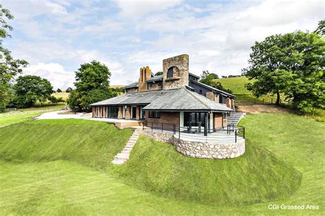 Properties for sale at the best prices. Property Insider: Denbighshire house with stunning ...