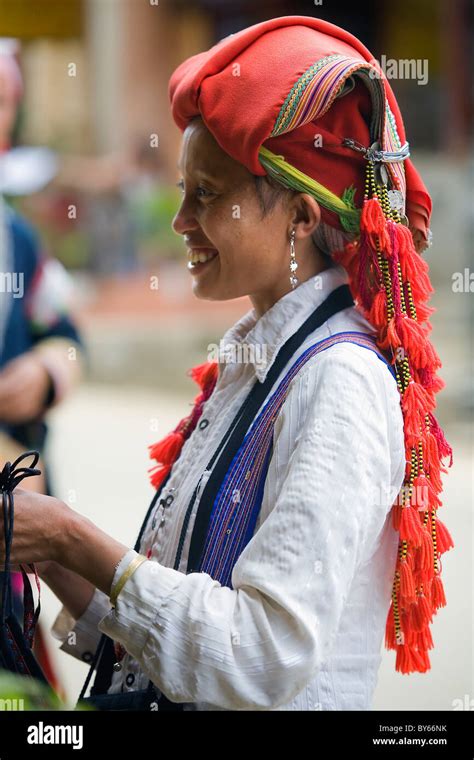 Red Dzao Ethnic Woman With Headdress Stock Photo Alamy