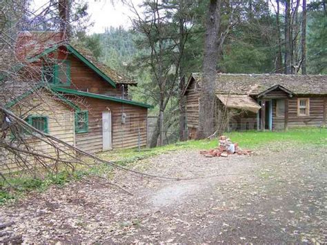 The buried sisters are joined by a guest as they go over all the details and evidence of the murders that took place in 1979 at the keddie resort. Keddie Cabin Murders Pictures - HOME DECOR