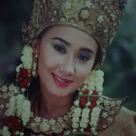 10 Potret Lilis Suganda Ibu Ricky Harun Di Sinetron Insya Allah Surga