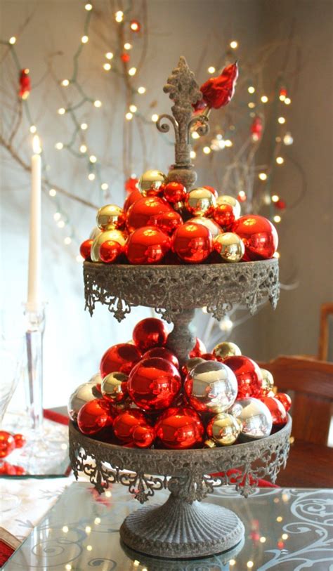 Quick Christmas Table Decorations That You Can Easily Diy