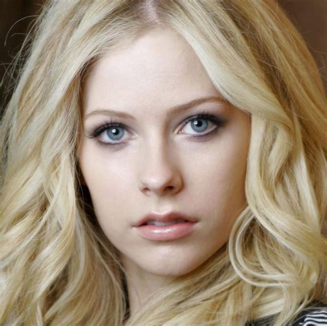 Avril lavigne praises olivia rodrigo: Avril Lavigne | Midiorama