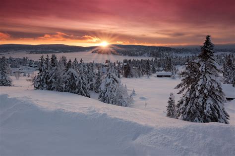 Sunrise In Sjusjoen Sunrise Norway Winter Winter Scenes