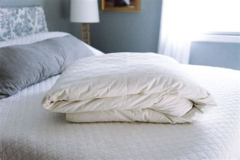Easy Step By Step Guide How To Put On A Duvet Cover