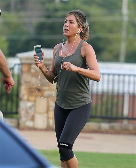 Jennifer Aniston Goes Back To Work Following Exercise Free Honeymoon In