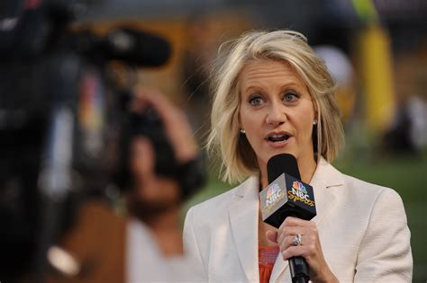 Meet The First All Female Broadcast Team For Nfl Games
