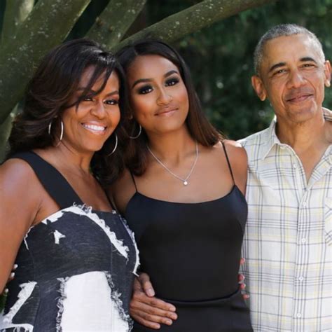 Sasha Obama The Tiktok Sensation 4 Things To Know About Barack And Michelle’s ‘badass’ Dancing