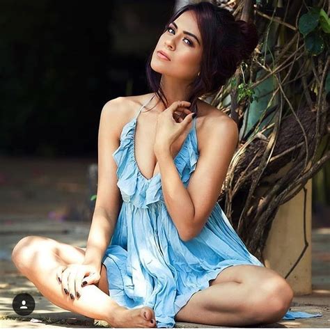 picture of sana saeed
