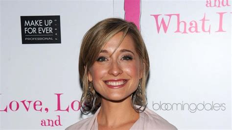 Smallville Actress Allison Mack Arrested For Role In Nxivm Sex Cult