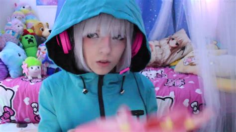 Manyvids Rei Lark Sagiri Forgets To Turn Off Her Stream CamStreams Tv