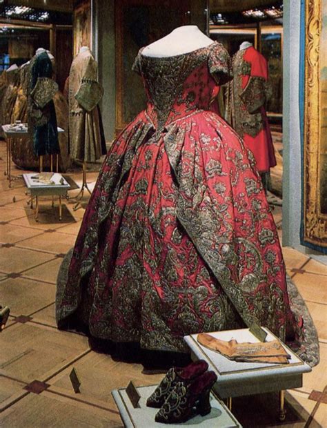 We did not find results for: Coronation gown of Empress Catherine I of Russia, 7 May ...