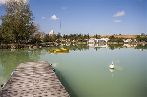 Lac De Beaumont De Lomagne Lomagne Tarn Et Garonnaise