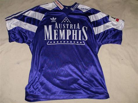Vienna is the national capital, largest city, and one of nine states of austria. FK Austria Wien Home maglia di calcio 1994 - 1995 ...