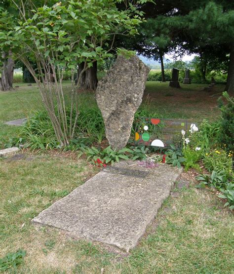 Frank Lloyd Wrights Grave Site His Body Was Later Removed Cremated