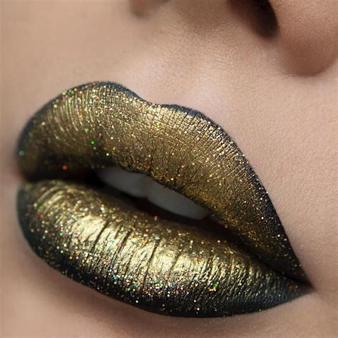 Black And Gold Ombre Lips With Holographic Glitter Lip Art Makeup Lipstick Art Artistry Makeup