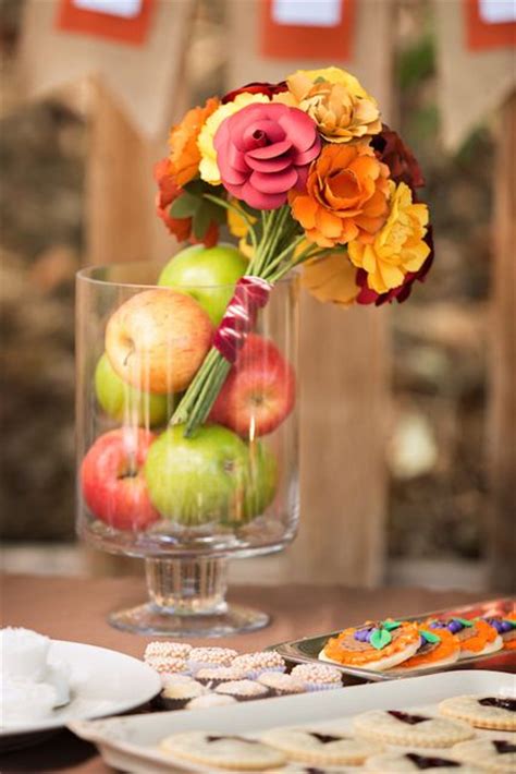 Fall in love is an adorable theme for a bridal shower held in the autumn! 38 Cozy And Sweet Fall Bridal Shower Ideas - Weddingomania