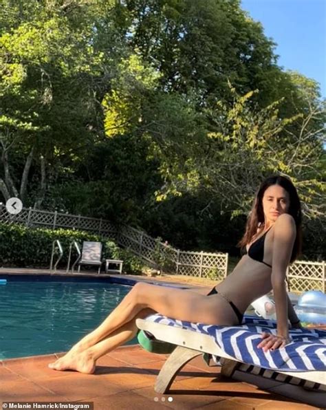Mick Jagger S Girlfriend Melanie Hamrick Shows Off Her Incredibly Toned Figure Poolside
