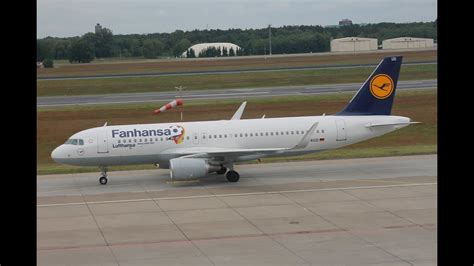 Fanhansa Lufthansa Airbus A320 Sharklets Landing