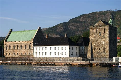 Bergenhus Castle Norway Places To Travel Places To See Norway Viking