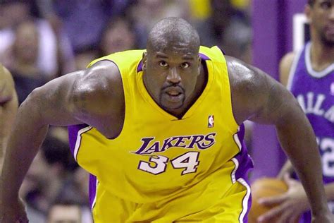 Shaquille Oneal Explains Why He Paid For 15 Of His Friends To Earn