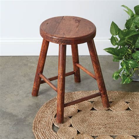 Vintage Inspired Polished Wooden Stool Ctw Home Collection 370406