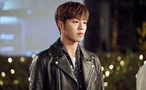 Последние твиты от lee hyun woo 이현우 (@leehyunwooer). "The Liar And His Lover" Hints At A Change In Lee Hyun Woo ...