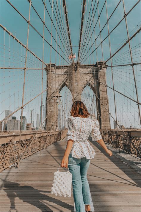 How tall are the towers on the brooklyn bridge? Brooklyn Bridge fashion photo ideas by Emily Vartanian in ...