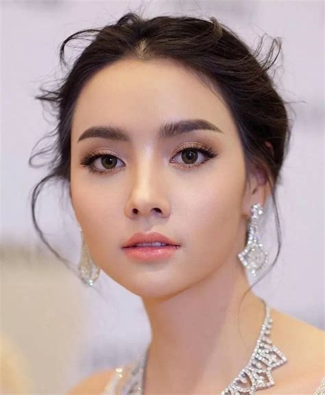 50 ideas for natural bridal makeup 2019 wedding style woman 45 welcome asian wedding makeup