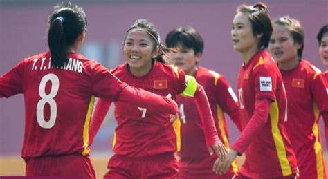 Đội tuyển nữ Việt Nam chỉ còn cách tấm vé dự World Cup phút Đài Phát thanh và Truyền hình