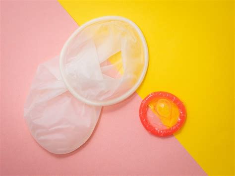 Cara Memasang Kondom Wanita