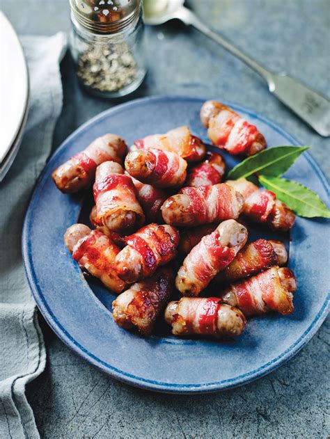 Admit it, christmas wouldn't be christmas without a tried and trusted mary berry recipe or two. Mary Berry's recipe for sausages wrapped in bacon ...