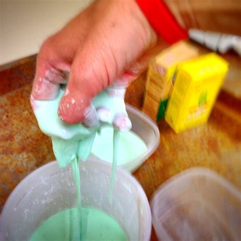 How To Make Oobleck Without Cornstarch Cookteen