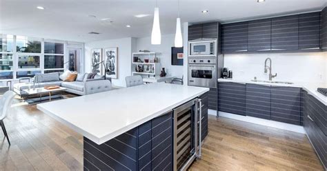 8 Homes With Jaw Dropping Kitchen Islands
