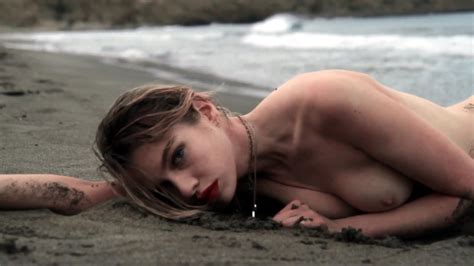 No Solo Porno La Modelo Stella Maxwell Elegida Famosa Sexy Del Por Maxim Pasarelas