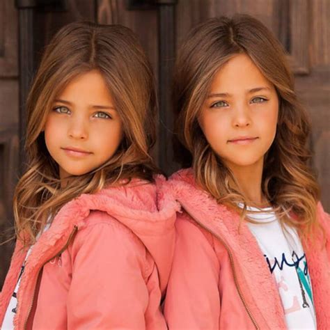World S Most Beautiful Twins Are Now Famous Instagram Models Popcornews Part