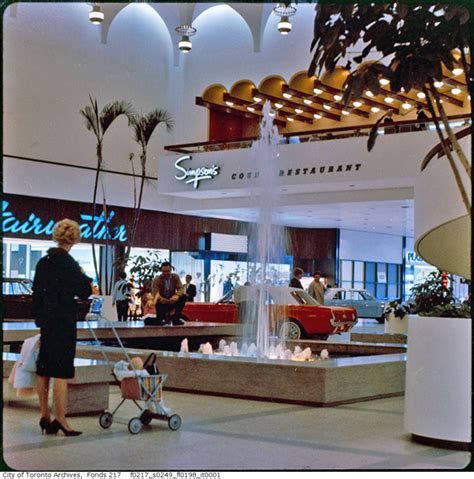 With 48,969,858 visitors in 2015 alone, the toronto eaton centre sees more annual visitors than either of the two busiest malls in the united states (mall of america in bloomington, minnesota and ala moana center in honolulu, hawaii), or central park in new york city. What Yorkdale looked like in the 1960s and 70s