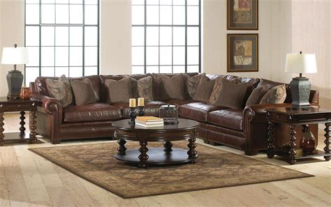 Leather, whether it's faux or genuine, adds a level of distinction to any room, but none more so than a formal living room. Living Room Leather Furniture | Living room leather ...