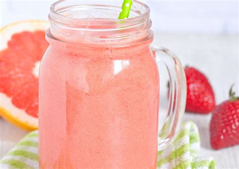 Best Detox Water Recipes To Flush Out Toxins From Your Body
