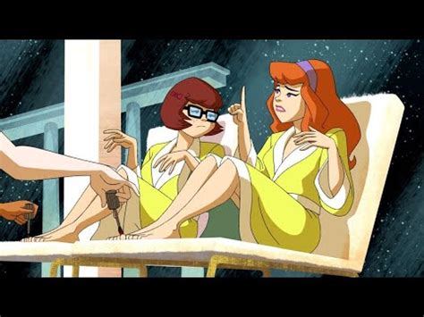 Scooby Doo Mystery Incorporated Velma Dinkley And Daphne Blake Feet Youtube